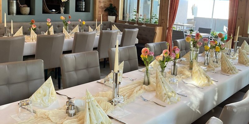 Das griechische Restaurant Olympia in Heroldsberg, nahe bei Nürnberg, eignet sich hervorragend für Feierlichkeiten jeder Art.